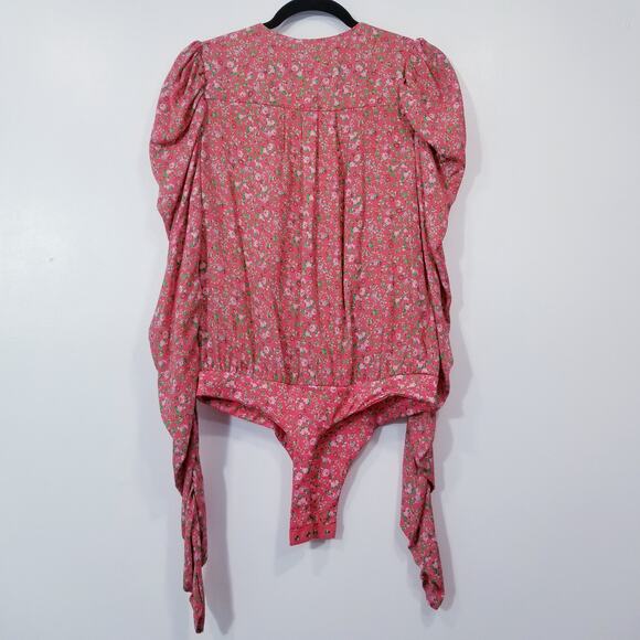 AFRM Ditsy Dana Bodysuit Puff Long Sleeves Plunging Neckline - Picture 3 of 11